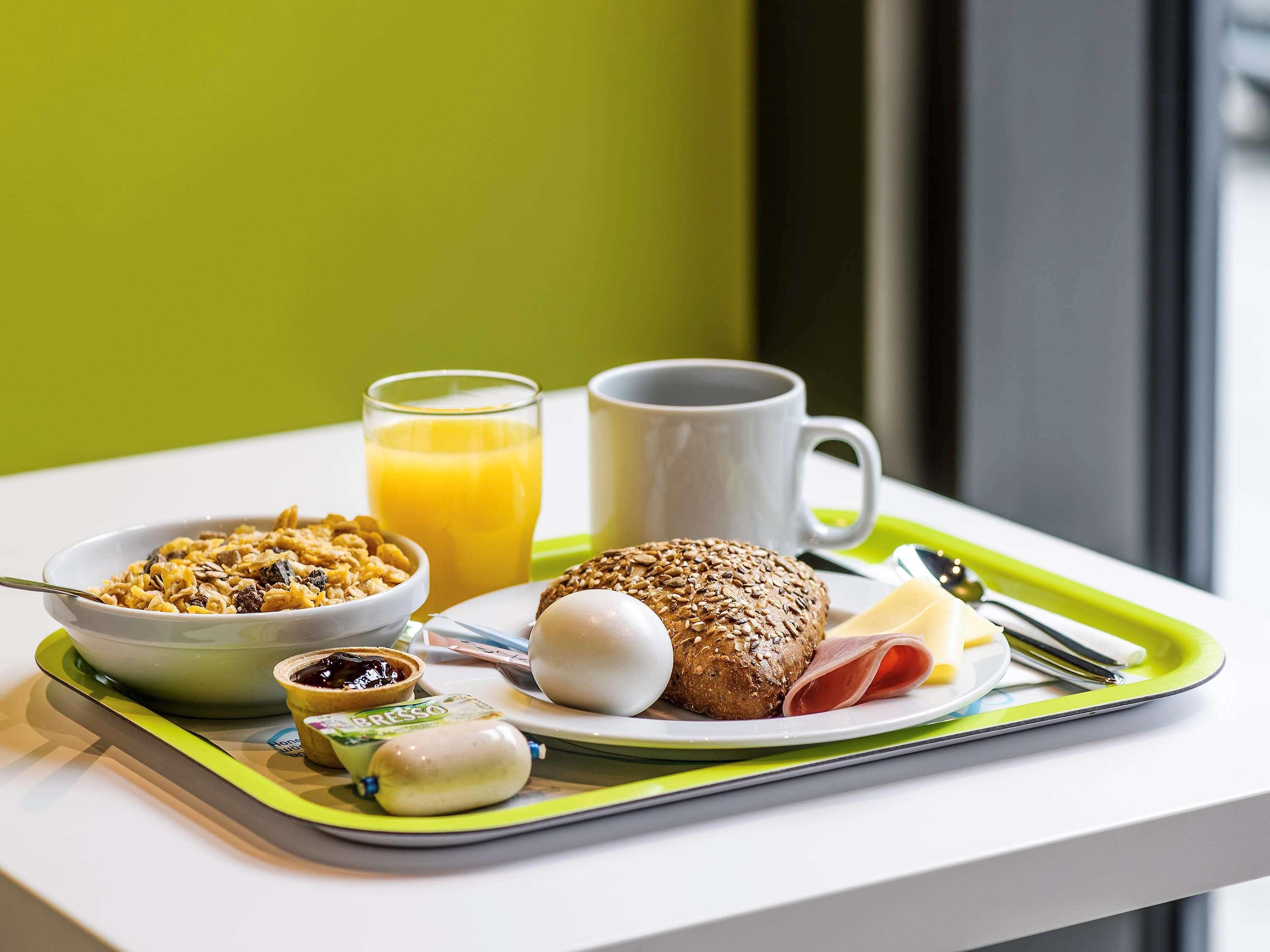 Ibis Budget Sevilla Aeropuerto Экстерьер фото