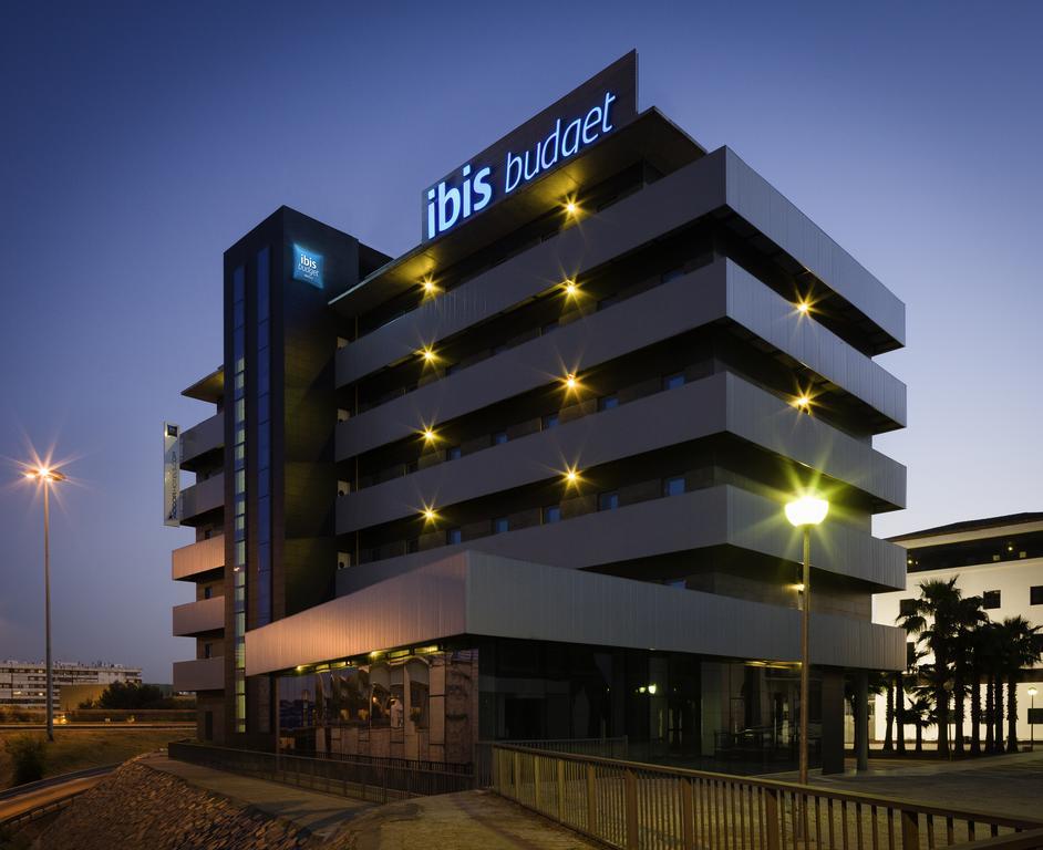 Ibis Budget Sevilla Aeropuerto Экстерьер фото